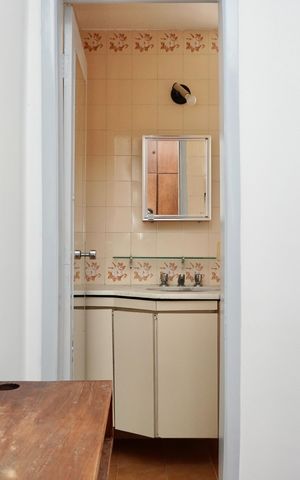 Apartamento à venda com 85m², 2 quartos e 1 vaga Apartamento à venda com 85m², 2 quartos e 1 vagaBanheiro da suíte