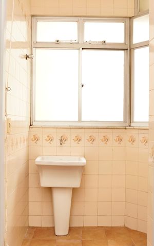 Apartamento à venda com 85m², 2 quartos e 1 vaga Apartamento à venda com 85m², 2 quartos e 1 vagaÁrea de Serviço