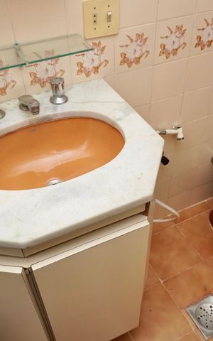 Apartamento à venda com 85m², 2 quartos e 1 vaga Apartamento à venda com 85m², 2 quartos e 1 vagaBanheiro da suíte