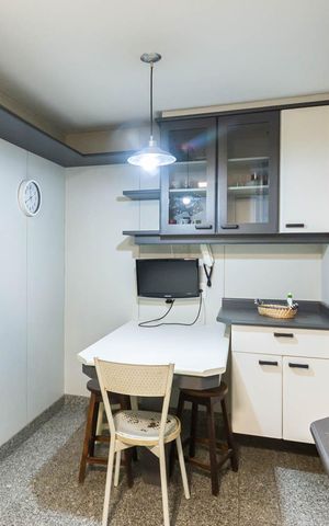 Apartamento para alugar com 156m², 4 quartos e 2 vagasCopa