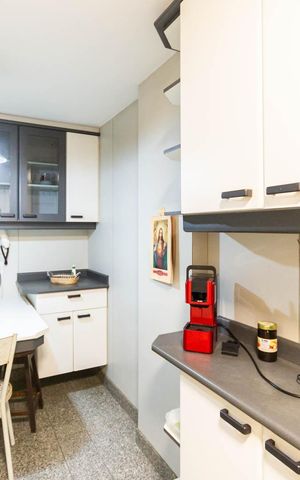 Apartamento para alugar com 156m², 4 quartos e 2 vagasCopa