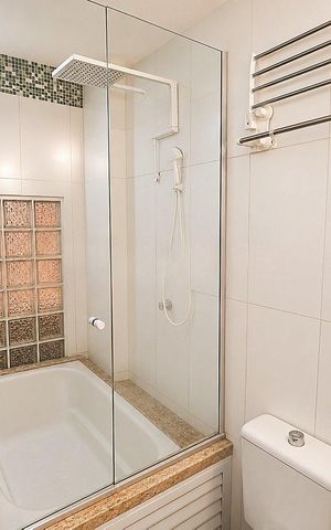 Casa de condomínio à venda com 61m², 2 quartos e 1 vaga Casa de condomínio à venda com 61m², 2 quartos e 1 vagaBanheiro social