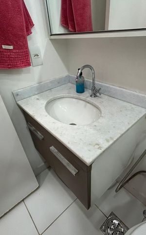 Apartamento à venda com 58m², 2 quartos e 1 vagaBanheiro Social
