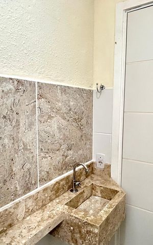 Apartamento para alugar com 42m², 2 quartos e 1 vaga Apartamento para alugar com 42m², 2 quartos e 1 vagaBanheiro social
