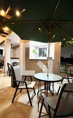 Apartamento para alugar com 42m², 2 quartos e 1 vaga Apartamento para alugar com 42m², 2 quartos e 1 vagaÁrea comum - Salão de festas
