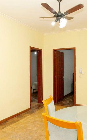 Apartamento à venda com 80m², 2 quartos e sem vagaSala