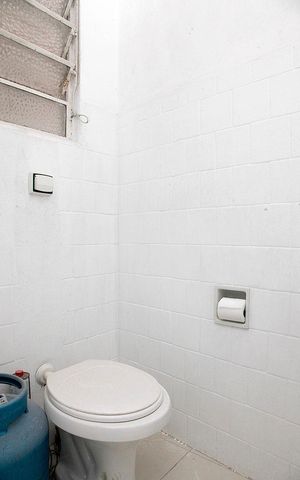 Apartamento à venda com 80m², 2 quartos e sem vagaBanheiro de serviço