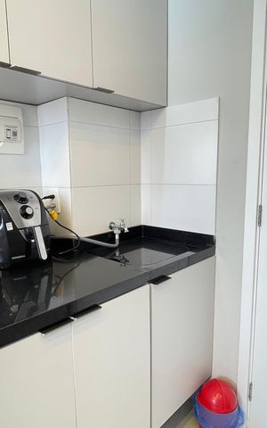 Apartamento para alugar com 32m², 2 quartos e sem vaga Apartamento para alugar com 32m², 2 quartos e sem vagaCozinha e Área de Serviço