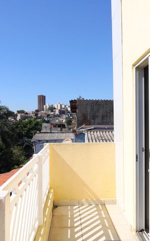 Casa à venda com 240m², 2 quartos e 2 vagasVaranda