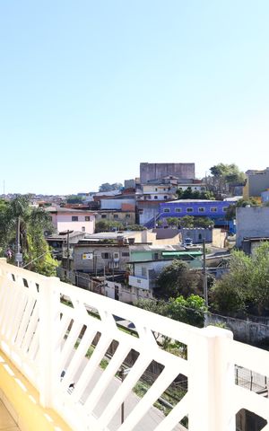 Casa à venda com 240m², 2 quartos e 2 vagasVaranda