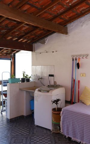Casa à venda com 240m², 2 quartos e 2 vagasÁrea de Serviço