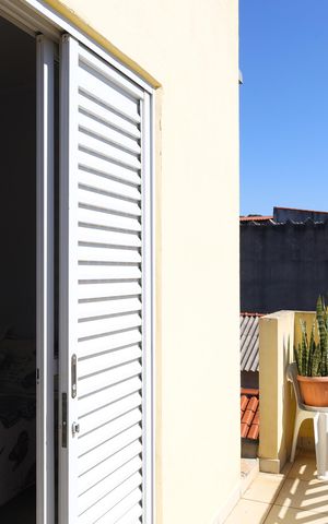 Casa à venda com 240m², 2 quartos e 2 vagasVaranda