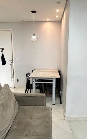 Apartamento à venda com 44m², 2 quartos e 1 vaga Apartamento à venda com 44m², 2 quartos e 1 vagaSala