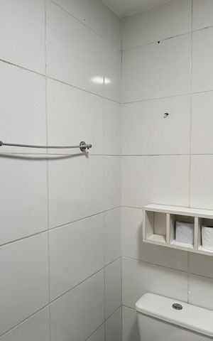 Apartamento à venda com 44m², 2 quartos e 1 vaga Apartamento à venda com 44m², 2 quartos e 1 vagaBanheiro