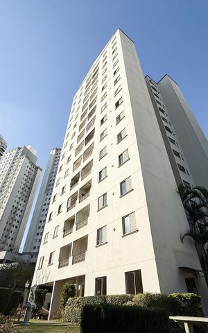 Apartamento para alugar com 60m², 2 quartos e 1 vaga Apartamento para alugar com 60m², 2 quartos e 1 vagaFachada