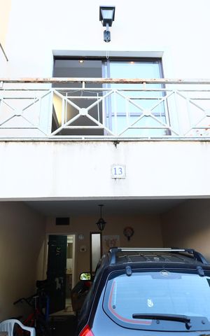 Casa de condomínio à venda com 112m², 2 quartos e 1 vagaGaragem