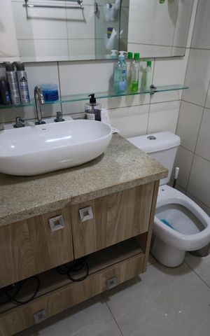 Casa de condomínio à venda com 112m², 2 quartos e 1 vagaBanheiro