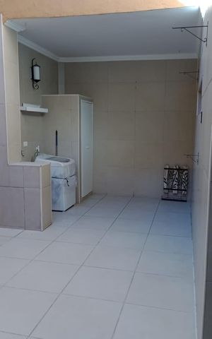 Apartamento para alugar com 80m², 2 quartos e sem vaga Apartamento para alugar com 80m², 2 quartos e sem vagaÁrea de serviço