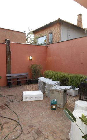 Casa à venda com 245m², 3 quartos e 3 vagasÁrea externa