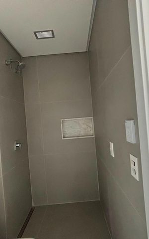 Apartamento à venda com 55m², 1 quarto e 1 vaga Apartamento à venda com 55m², 1 quarto e 1 vagaBanheiro