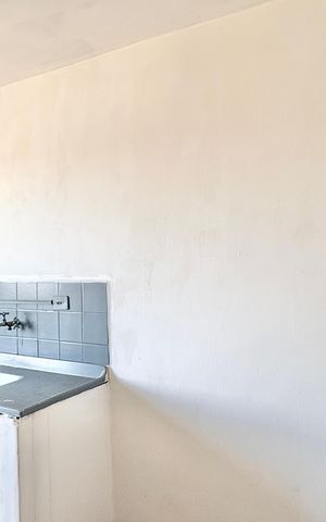 Studio para alugar com 30m², 1 quarto e sem vaga Studio para alugar com 30m², 1 quarto e sem vagaCozinha e Área de Serviço