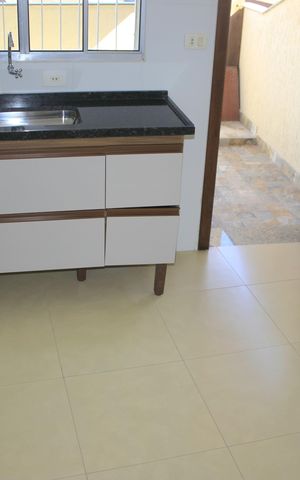 Apartamento para alugar com 70m², 2 quartos e sem vagaCozinha 
