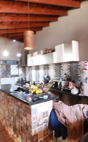 Casa para alugar com 125m², 2 quartos e 8 vagasCozinha 