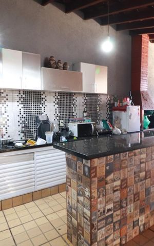Casa para alugar com 125m², 2 quartos e 8 vagasCozinha 