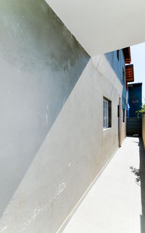 Casa para alugar com 42m², 1 quarto e sem vagaCorredor Lateral