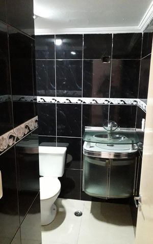 Apartamento à venda com 47m², 2 quartos e 1 vaga Apartamento à venda com 47m², 2 quartos e 1 vagaBanheiro