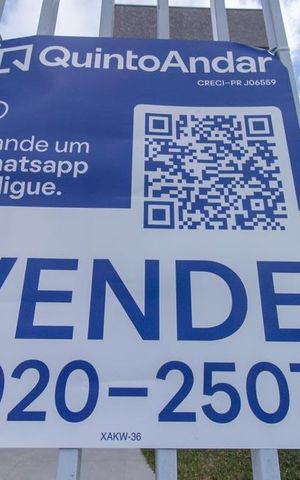 Casa à venda com 171m², 3 quartos e 2 vagas Casa à venda com 171m², 3 quartos e 2 vagasPlaca