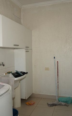 Casa de condomínio para alugar com 3000m², 6 quartos e 8 vagasLavanderia