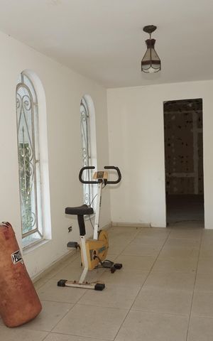 Casa de condomínio para alugar com 3000m², 6 quartos e 8 vagasAcademia