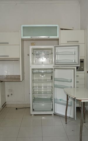 Casa de condomínio para alugar com 3000m², 6 quartos e 8 vagasCozinha