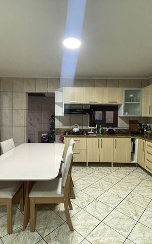 Casa à venda com 625m², 3 quartos e 2 vagas
