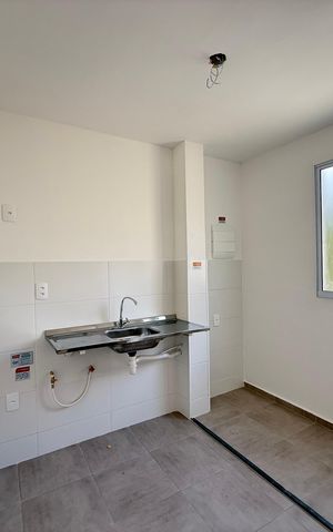 Apartamento para alugar com 47m², 2 quartos e 1 vaga Apartamento para alugar com 47m², 2 quartos e 1 vagaCozinha e Área de Serviço