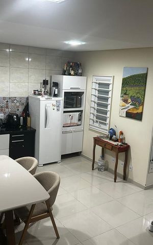 Casa à venda com 90m², 3 quartos e 1 vaga