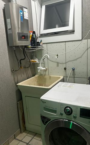 Casa à venda com 90m², 3 quartos e 1 vaga