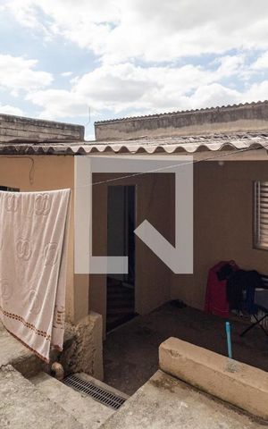 Casa à venda com 186m², 2 quartos e 2 vagas