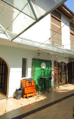 Casa para alugar com 320m², 3 quartos e 4 vagasVista Interna 