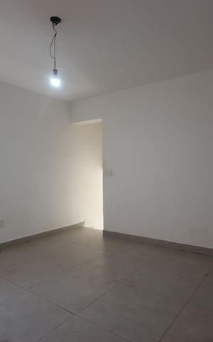 Casa para alugar com 120m², 2 quartos e 2 vagasSala