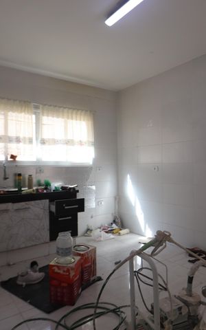 Casa para alugar com 120m², 2 quartos e 2 vagasCozinha