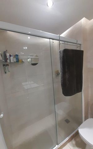 Apartamento à venda com 60m², 2 quartos e 1 vaga Apartamento à venda com 60m², 2 quartos e 1 vagaBanheiro