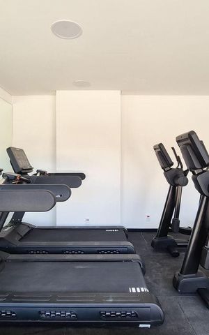 Apartamento à venda com 48m², 2 quartos e 1 vaga Apartamento à venda com 48m², 2 quartos e 1 vagaÁrea comum - Academia