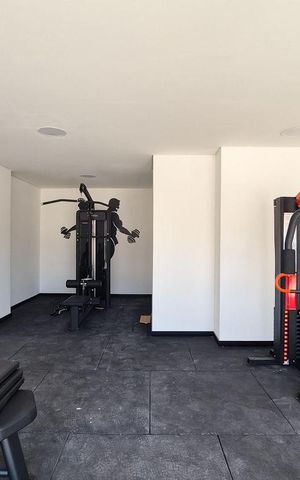 Apartamento à venda com 48m², 2 quartos e 1 vaga Apartamento à venda com 48m², 2 quartos e 1 vagaÁrea comum - Academia