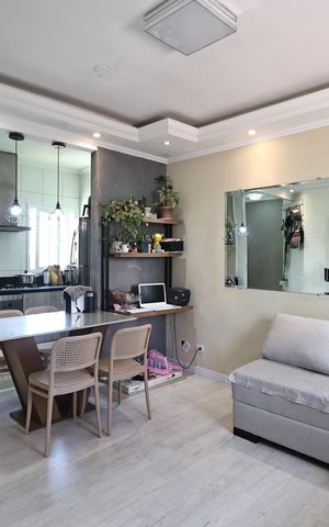 Apartamento à venda com 94m², 2 quartos e 1 vaga Apartamento à venda com 94m², 2 quartos e 1 vagaSala