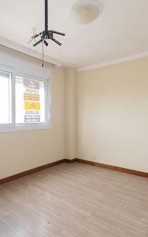 Apartamento para alugar com 136m², 3 quartos e 2 vagas Apartamento para alugar com 136m², 3 quartos e 2 vagasQuarto