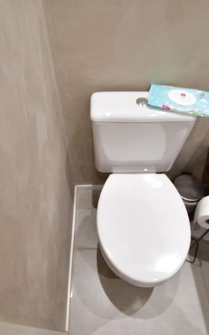 Casa de condomínio à venda com 205m², 3 quartos e 4 vagasLavabo