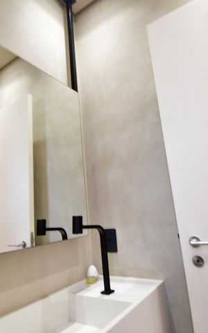 Casa de condomínio à venda com 205m², 3 quartos e 4 vagasLavabo