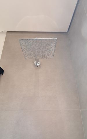 Casa de condomínio à venda com 205m², 3 quartos e 4 vagasBanheiro Suíte